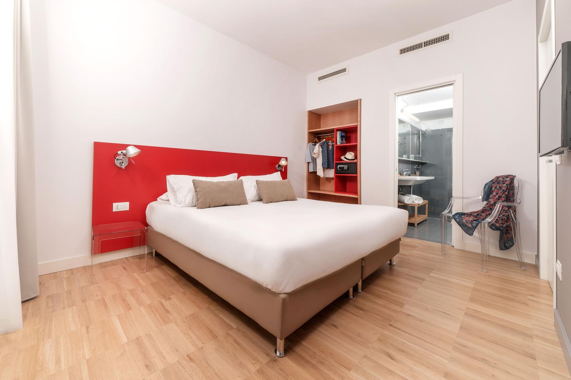 Hotel Piazza Bellini & Apartments Наполи Екстериор снимка