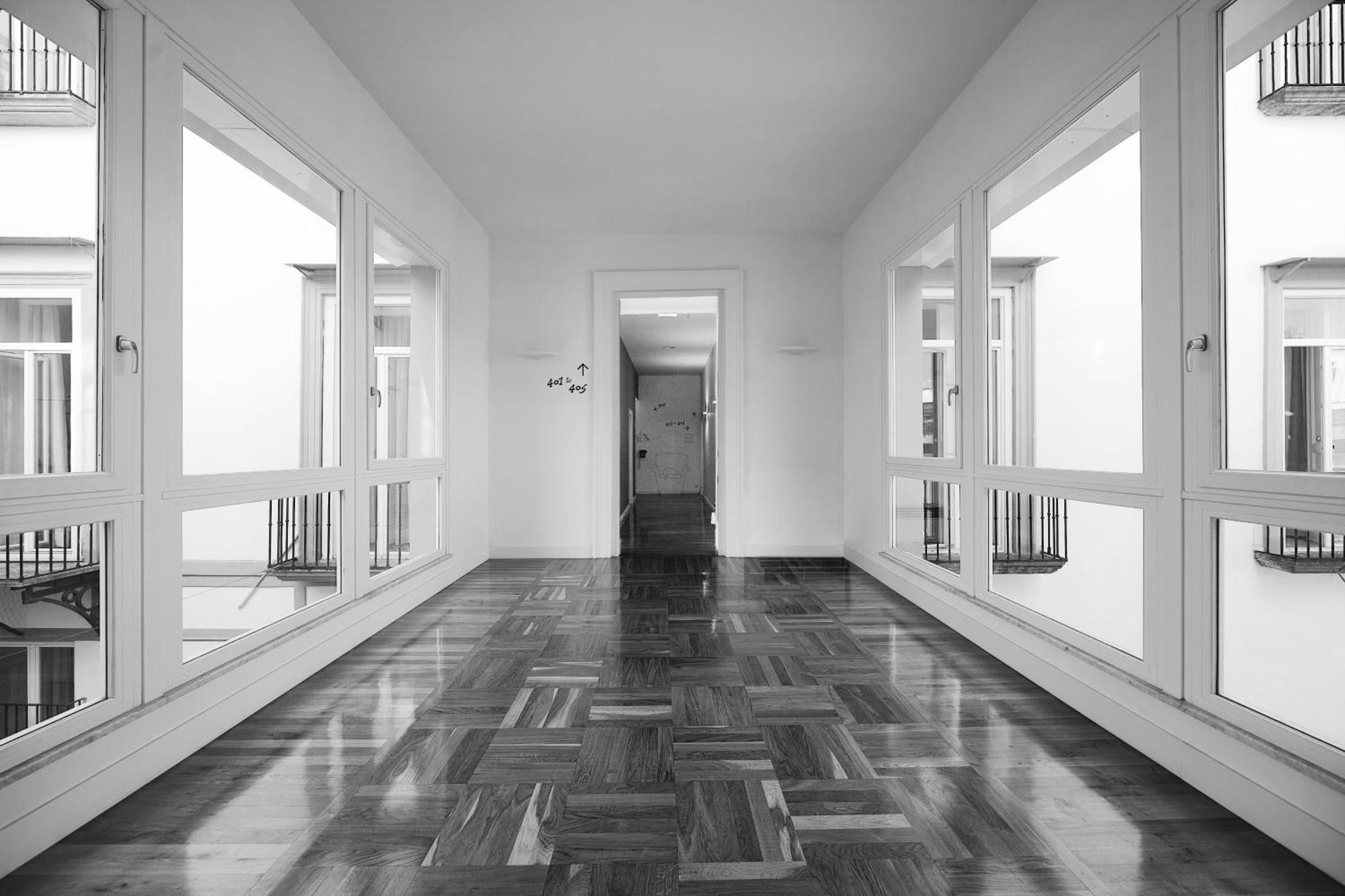 Hotel Piazza Bellini & Apartments Наполи Екстериор снимка